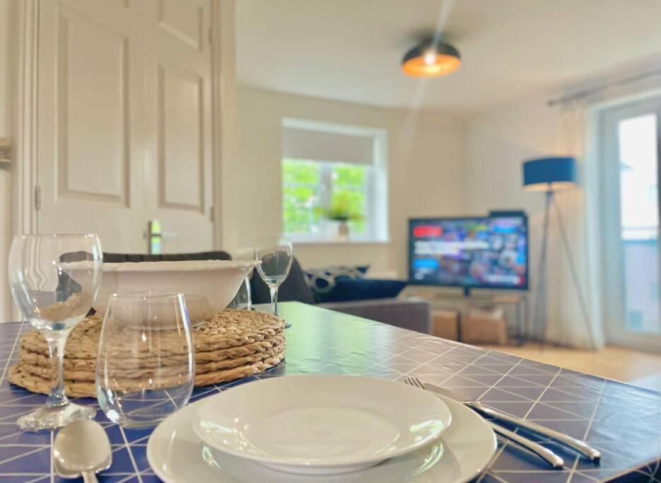 Lovely 2-Bedroom Bristol Apartment. Free Parking. Esterno foto