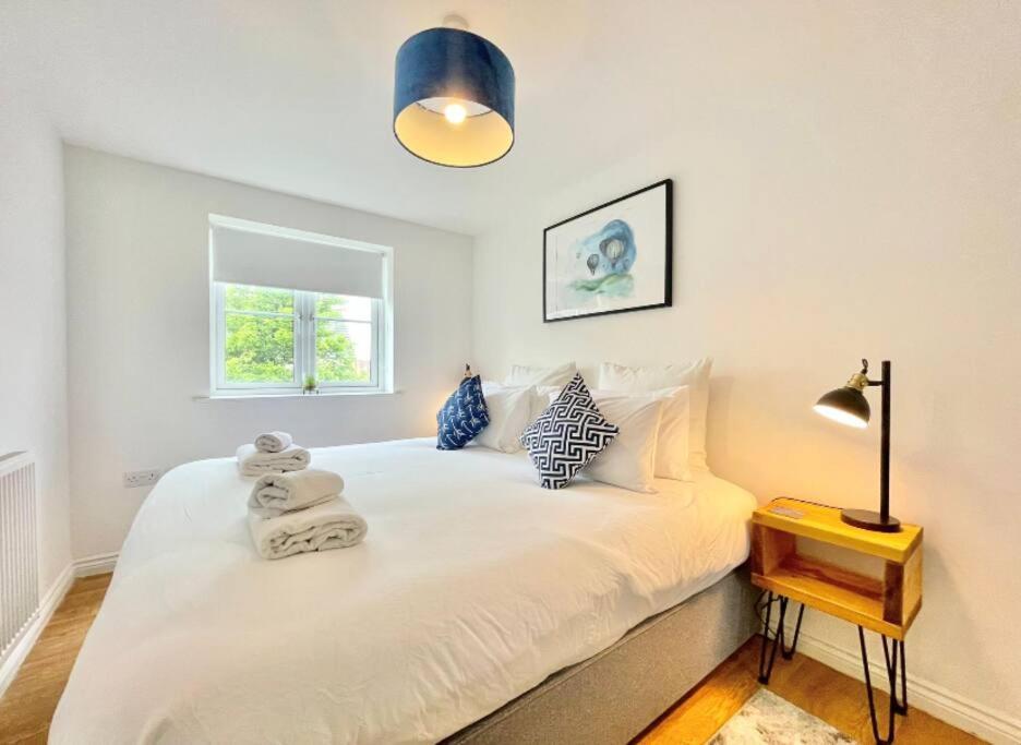 Lovely 2-Bedroom Bristol Apartment. Free Parking. Esterno foto